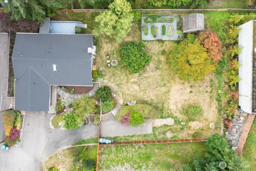 Property photo for 232 144th Street Se, Everett photo 34