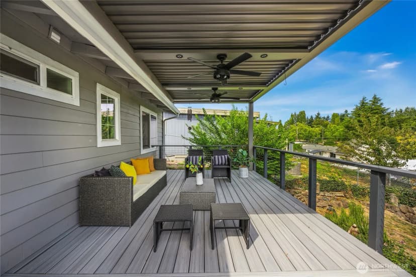 Property photo for 9642 13th Avenue Sw, Seattle photo 23