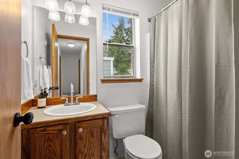 Property photo for 8170 Cottage Place Ne, Bremerton photo 22