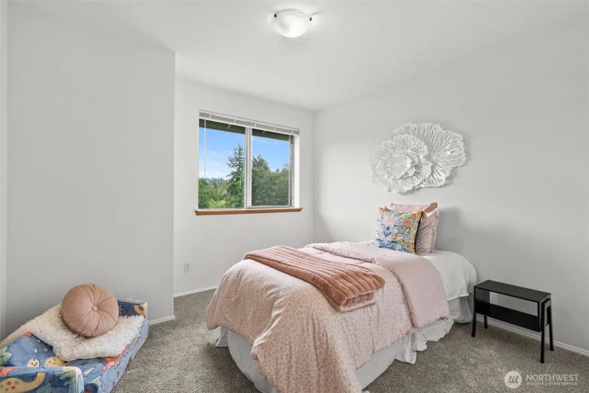 Property photo for 8170 Cottage Place Ne, Bremerton photo 23