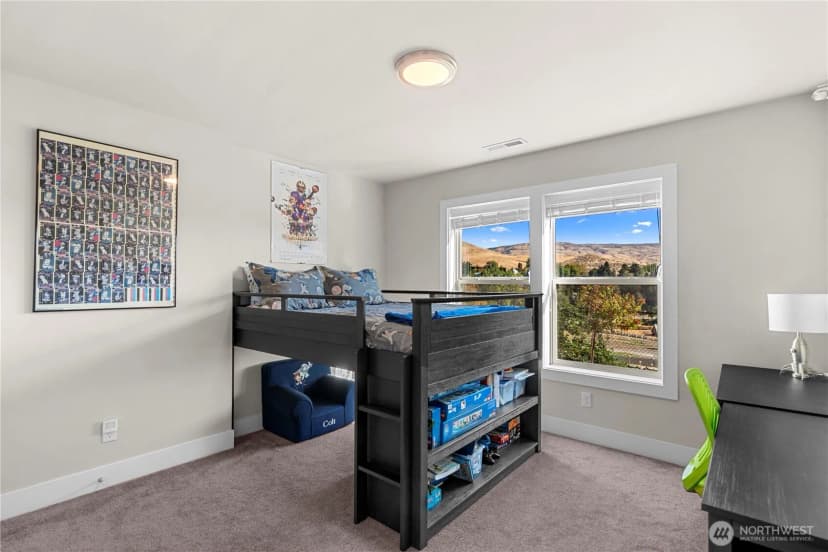 Property photo for 3525 Dianna Way, Wenatchee photo 18
