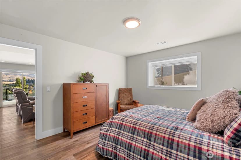 Property photo for 3525 Dianna Way, Wenatchee photo 14