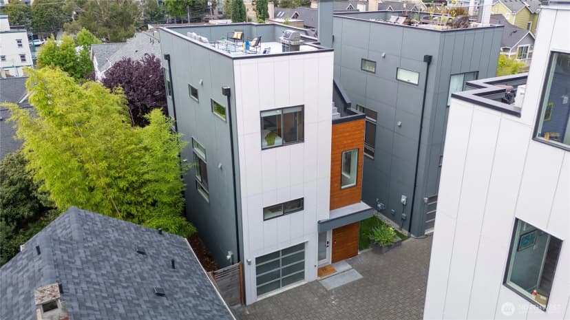 Property photo for 3807 Ashworth Avenue N, Seattle photo 3