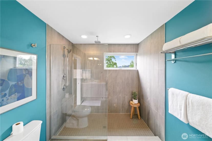Property photo for 3807 Ashworth Avenue N, Seattle photo 23
