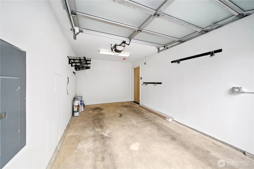 Property photo for 3807 Ashworth Avenue N, Seattle photo 10