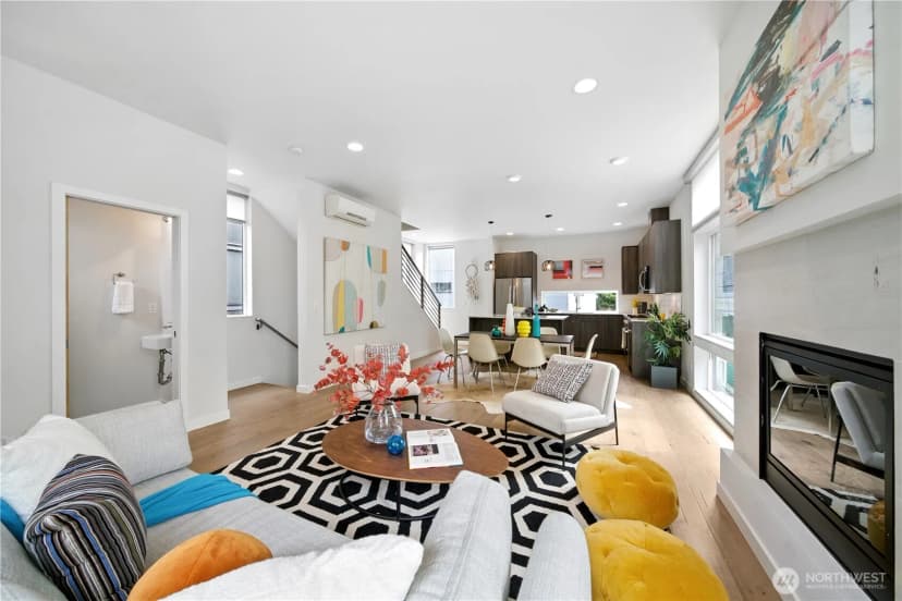 Property photo for 3807 Ashworth Avenue N, Seattle photo 17