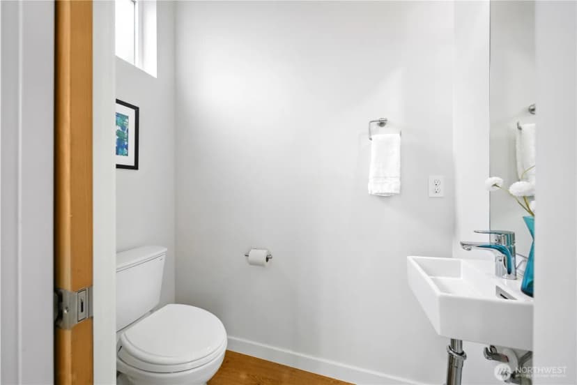 Property photo for 3807 Ashworth Avenue N, Seattle photo 21