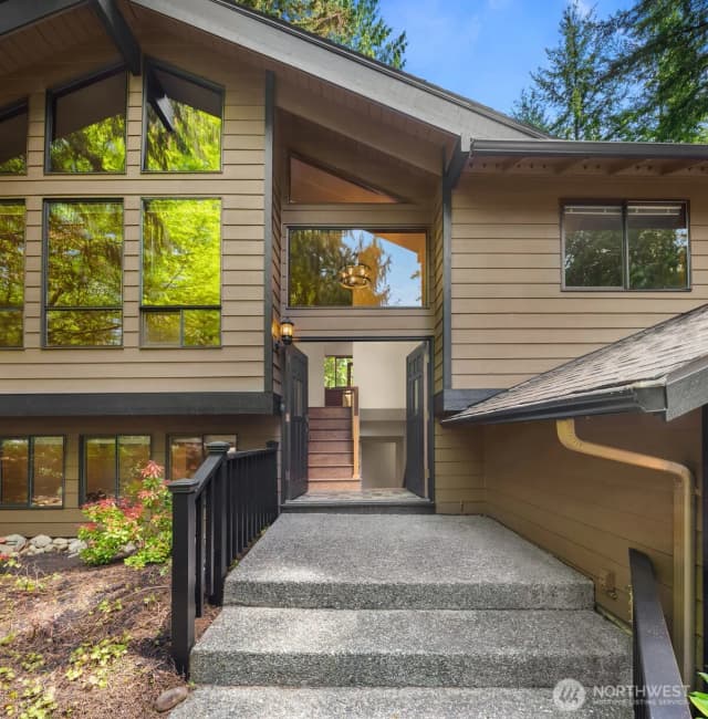 Property photo for 13303 48th Place W, Edmonds photo 5