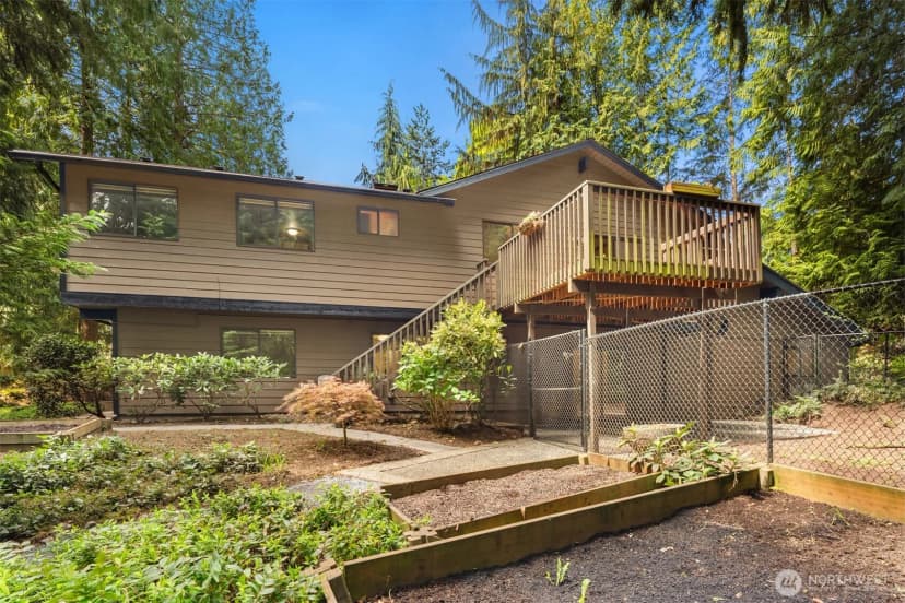 Property photo for 13303 48th Place W, Edmonds photo 32