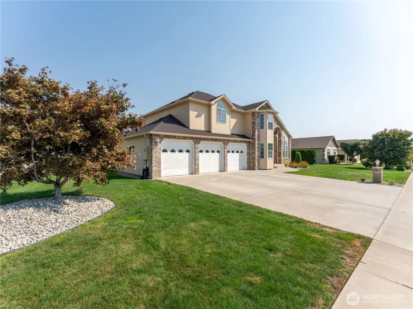 Property photo for 1649 Huntwood Lane, East Wenatchee photo 3
