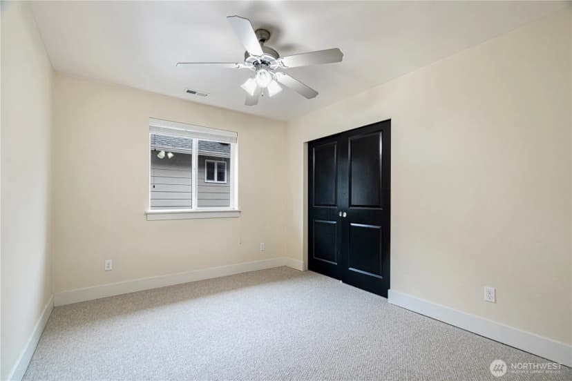 Property photo for 15402 61st Place W, Edmonds photo 17