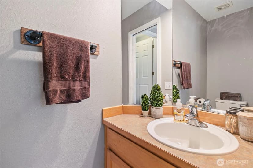 Property photo for 1835 Brookmonte Drive Se, Puyallup photo 19