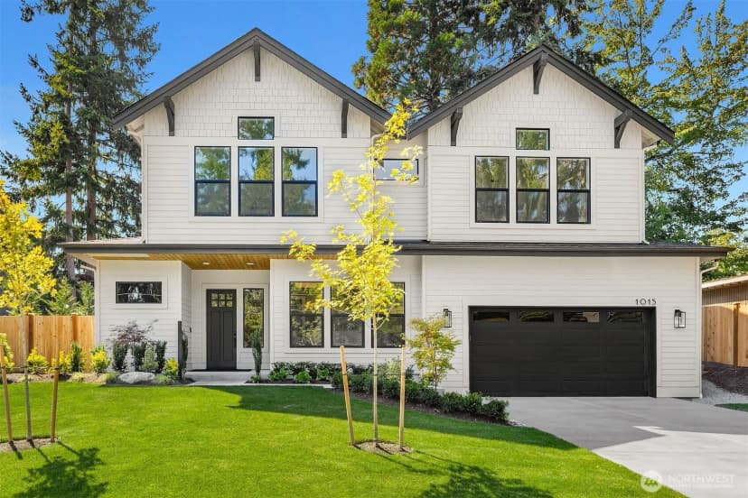 Property photo for 1015 165th Place Ne, Bellevue