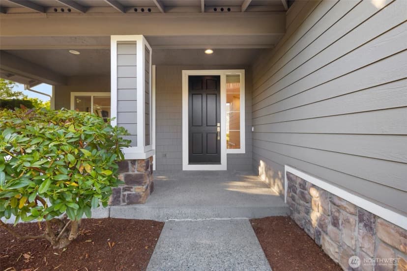Property photo for 24004 Se 10th Court, Sammamish photo 2