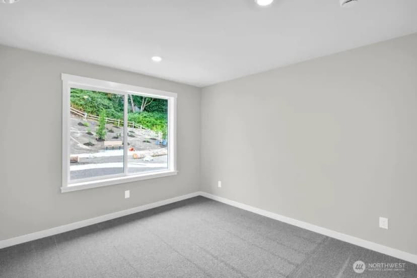 Property photo for 13216 Ne 127th Court #b, Kirkland photo 12