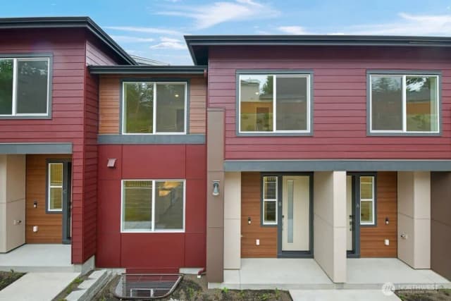 Property photo for 13216 Ne 127th Court #b, Kirkland
