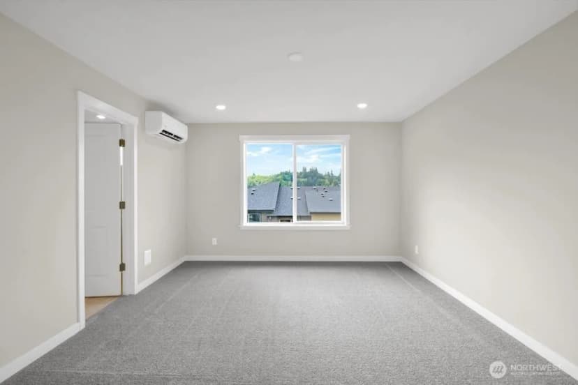 Property photo for 13216 Ne 127th Court #b, Kirkland photo 7