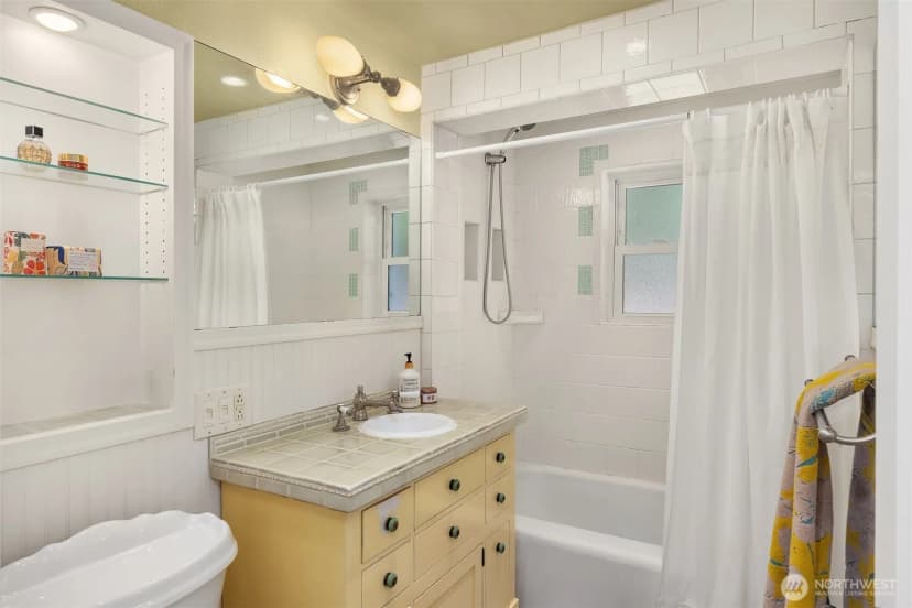 Property photo for 420 8th Avenue, Kirkland photo 12