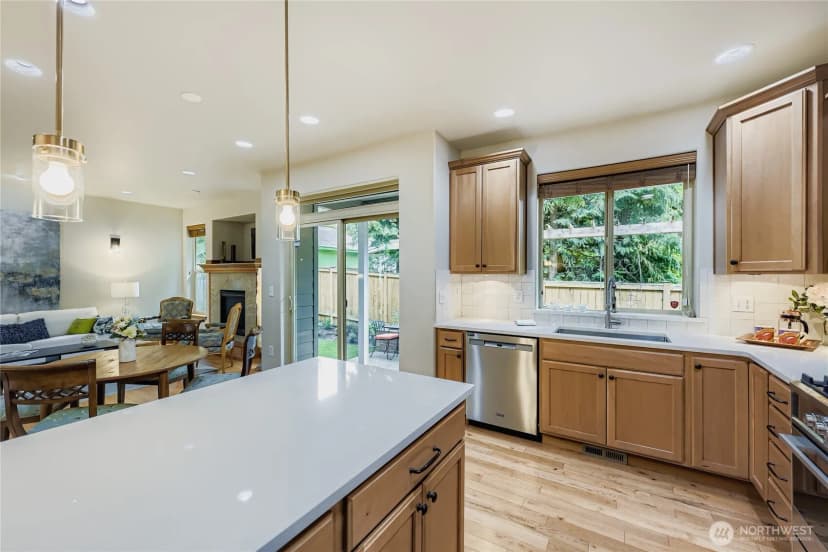 Property photo for 23132 87th Avenue W, Edmonds photo 8