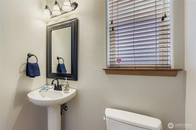 Property photo for 23132 87th Avenue W, Edmonds photo 13