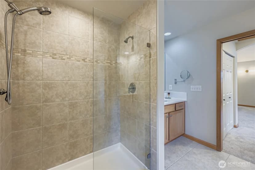 Property photo for 23132 87th Avenue W, Edmonds photo 19