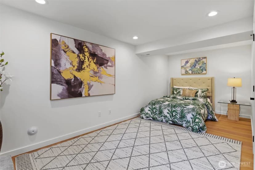 Property photo for 16551 Ne 27th Street, Bellevue photo 18