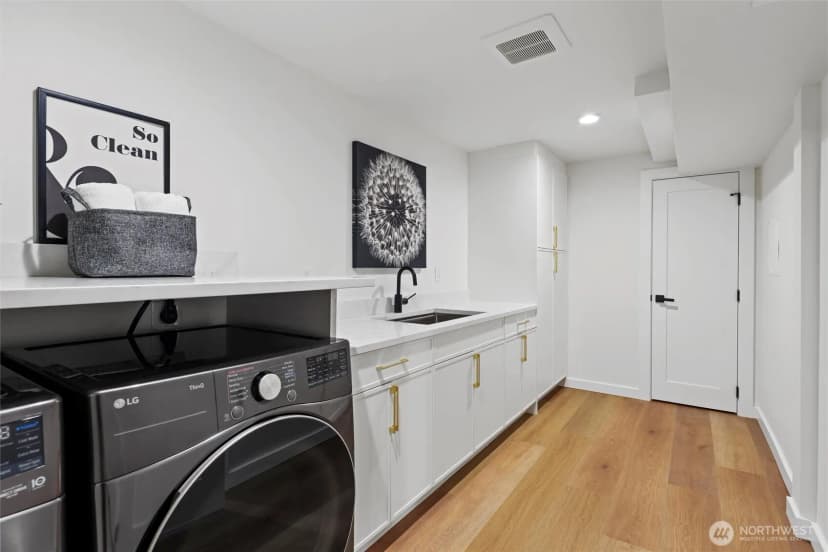 Property photo for 16551 Ne 27th Street, Bellevue photo 22