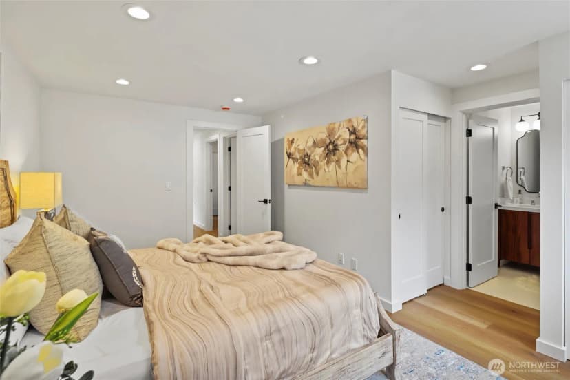 Property photo for 16551 Ne 27th Street, Bellevue photo 20