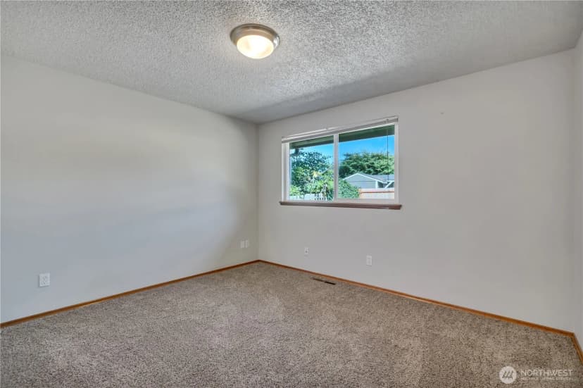 Property photo for 11225 108th Street Ct Sw, Tacoma photo 16