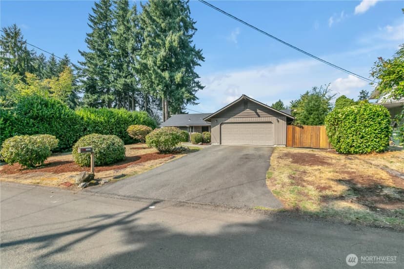 Property photo for 11225 108th Street Ct Sw, Tacoma
