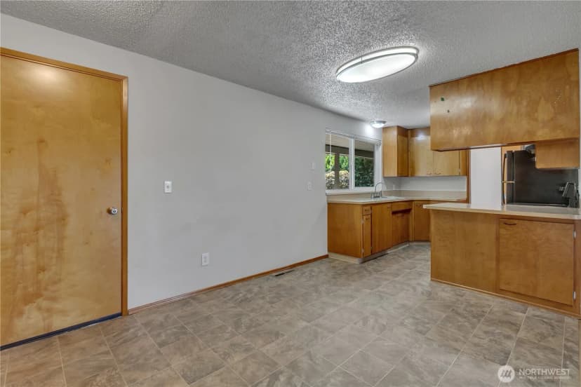 Property photo for 11225 108th Street Ct Sw, Tacoma photo 8