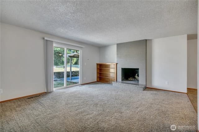 Property photo for 11225 108th Street Ct Sw, Tacoma photo 2