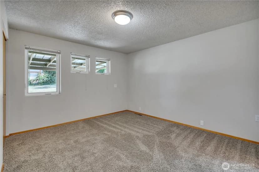 Property photo for 11225 108th Street Ct Sw, Tacoma photo 18