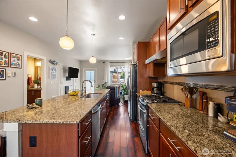 Property photo for 3013 S Nevada Street, Seattle photo 5
