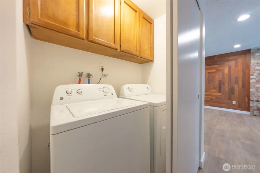 Property photo for 25813 126th Avenue Se, Kent photo 27