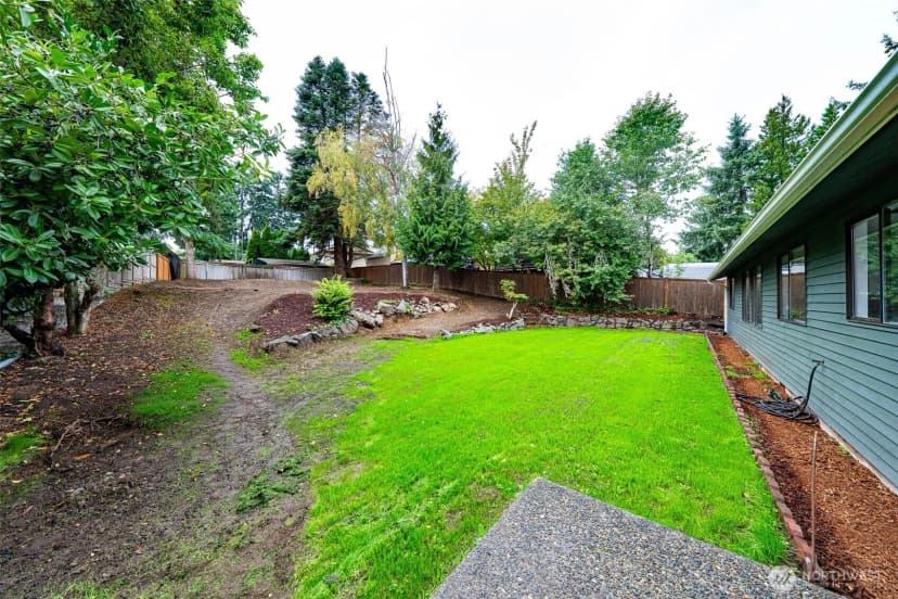 Property photo for 25813 126th Avenue Se, Kent photo 30