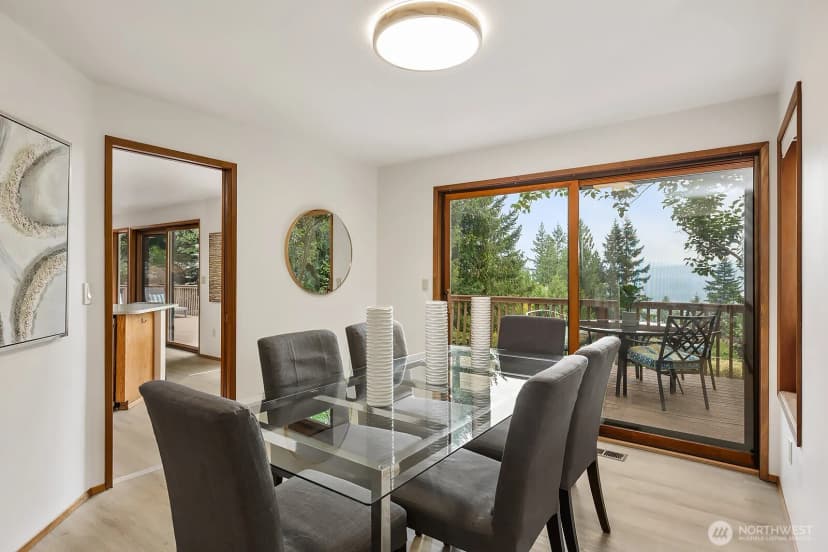 Property photo for 1608 292nd Place Ne, Carnation photo 4