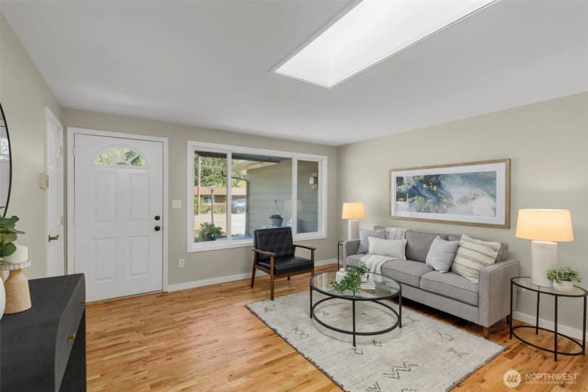 Property photo for 16105 Se 113th Place, Renton photo 3