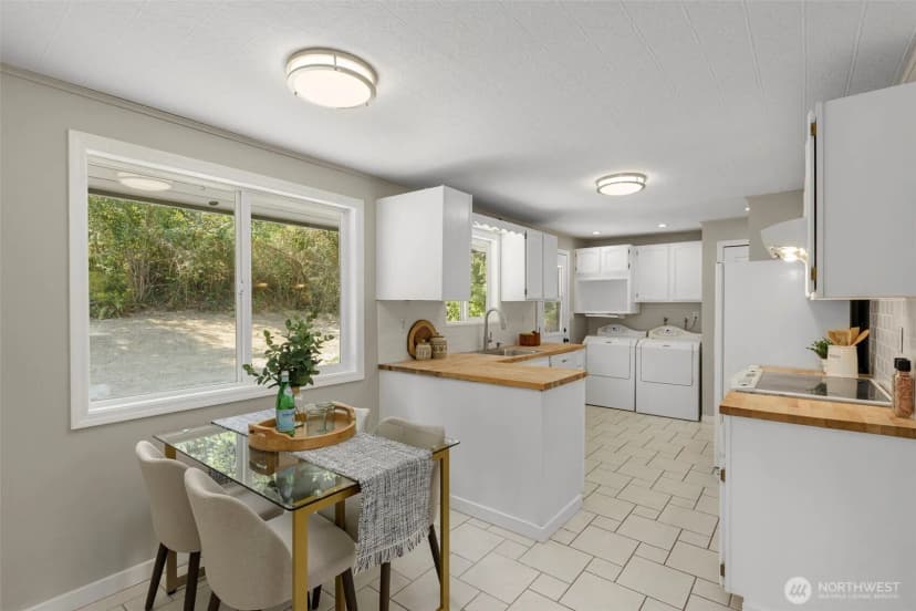 Property photo for 16105 Se 113th Place, Renton photo 6