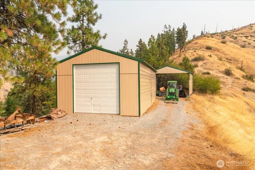 Property photo for 7081 Olalla Canyon Road, Cashmere photo 38