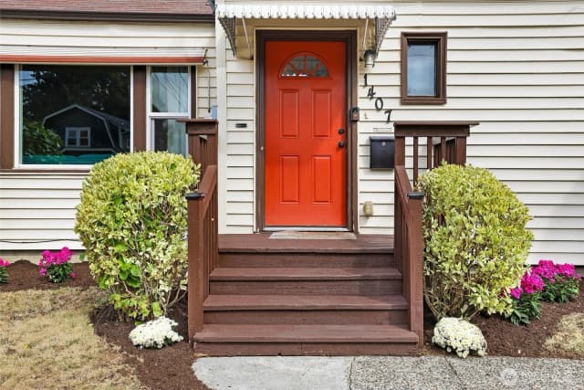 Property photo for 1407 S 41st Street, Tacoma photo 3