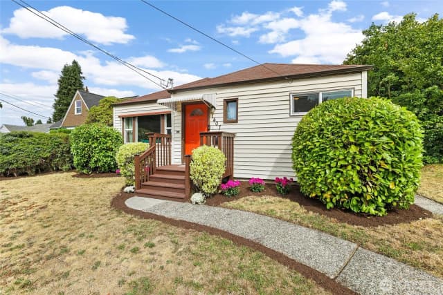 Property photo for 1407 S 41st Street, Tacoma photo 2