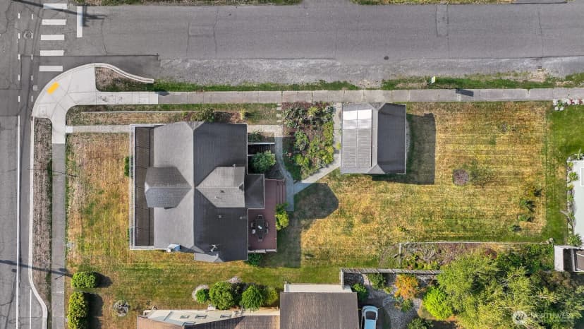 Property photo for 2914 Cornwall Avenue, Bellingham photo 3