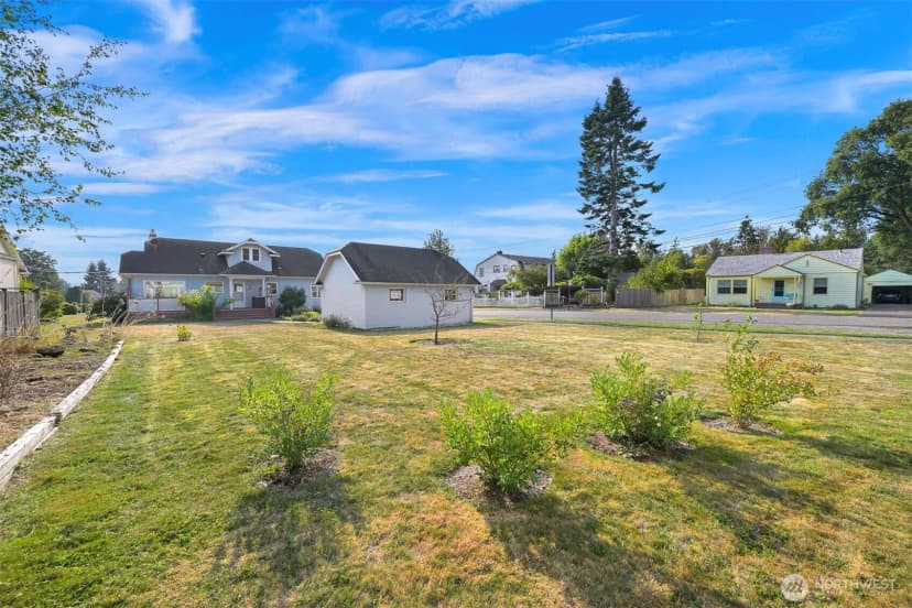 Property photo for 2914 Cornwall Avenue, Bellingham photo 28