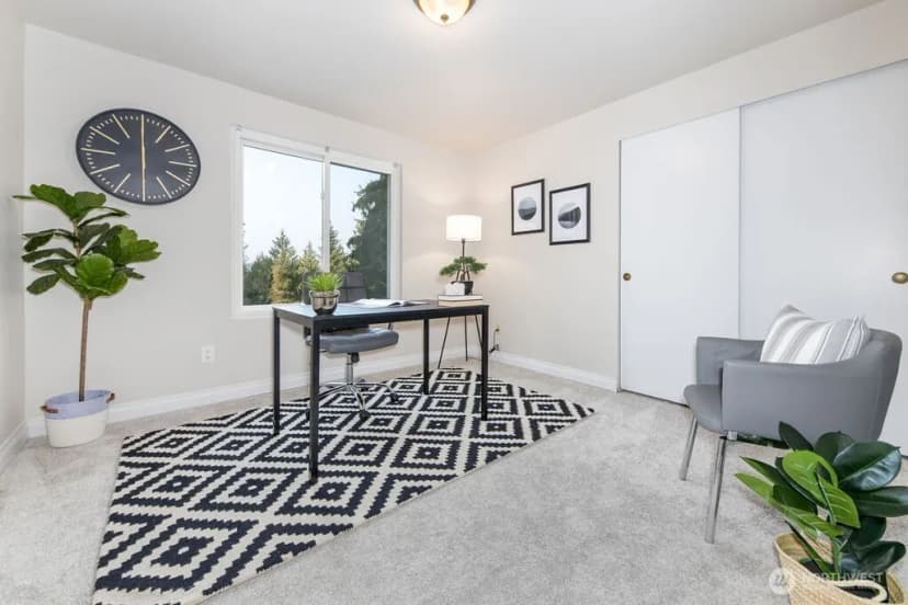Property photo for 585 Mount Cedar Drive Sw, Issaquah photo 13