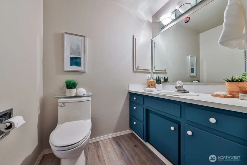 Property photo for 585 Mount Cedar Drive Sw, Issaquah photo 11