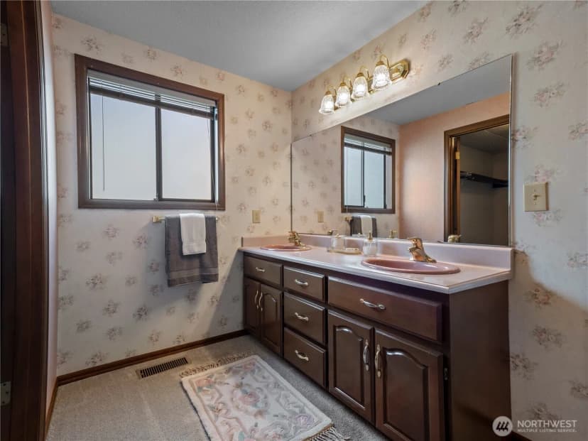 Property photo for 5020 58th Avenue Ct W, University Place photo 14