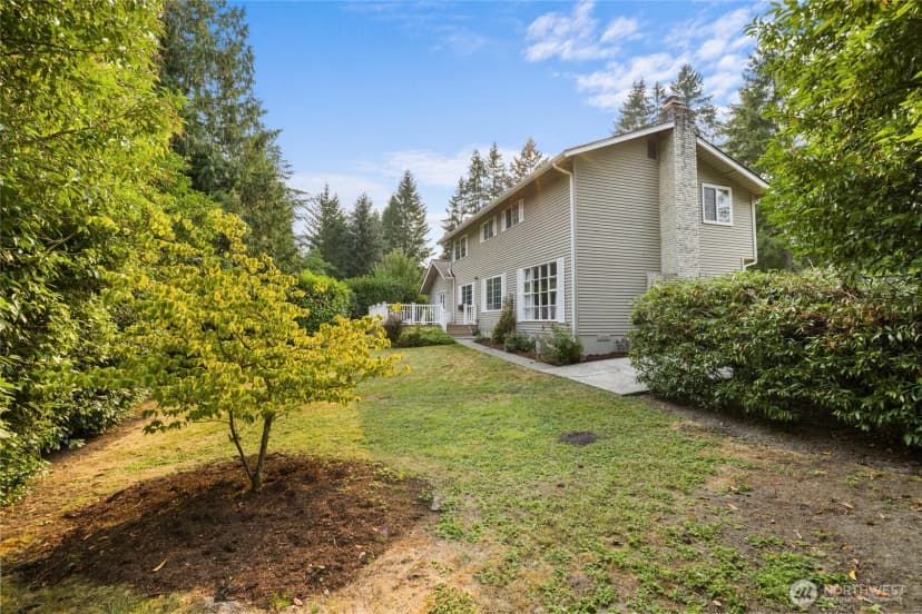 Property photo for 930 179th Place Ne, Bellevue photo 32