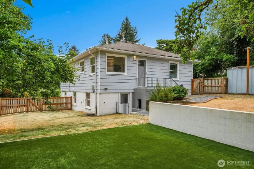 Property photo for 3810 Ne 155th Street, Lake Forest Park photo 29