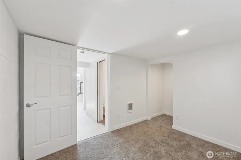Property photo for 3810 Ne 155th Street, Lake Forest Park photo 21
